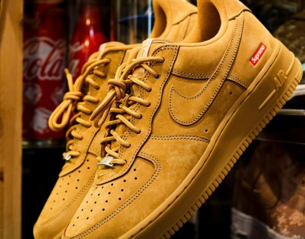 Hinh anh 1: Supreme x Nike Air Force 1 “Flax” se phat hanh vao cuoi nam nay