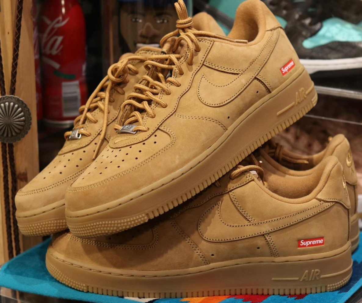 Hinh anh 2: Supreme x Nike Air Force 1 “Flax” se phat hanh vao cuoi nam nay