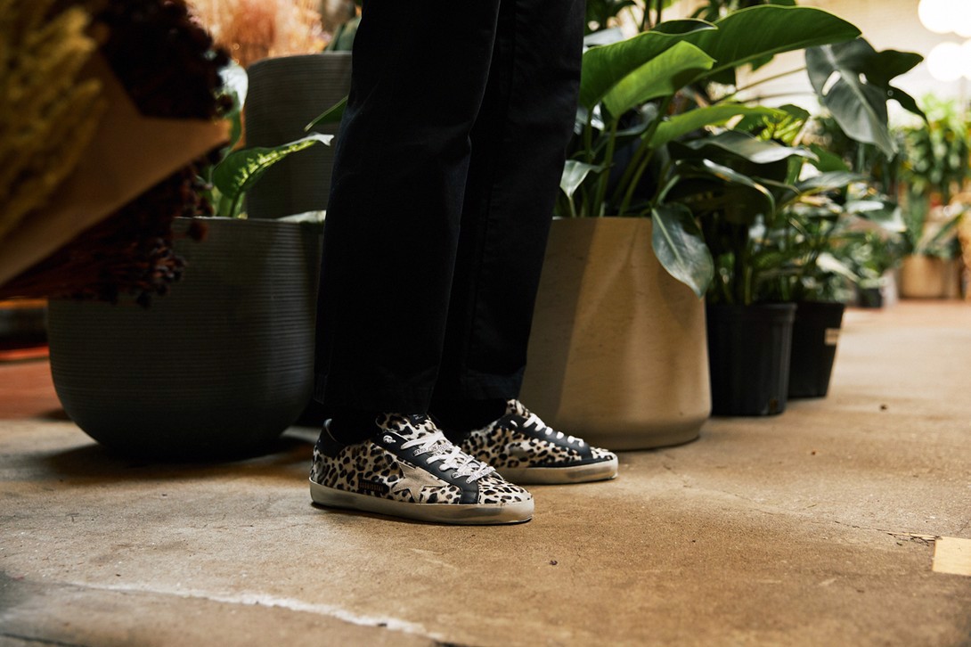 hinh-anh-chinh-thuc-ve-phien-ban-sneaker-mcm-x-golden-goose