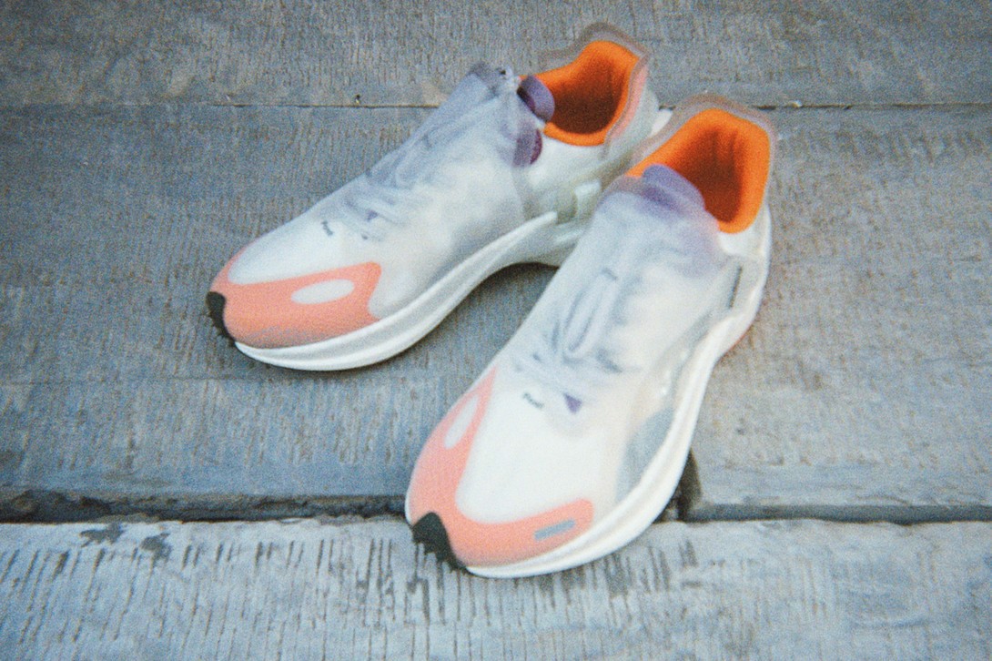 Hinh anh 10: 10 doi giay nong hoi cuc dep duoc ra mat trong tuan nghi Tet vua qua (Phan 1)