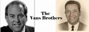 top-15-doi-vans-tuyet-voi-nhat-moi-thoi-dai