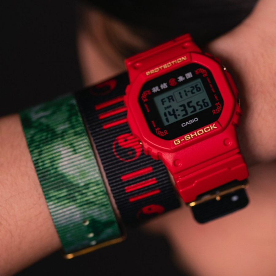 Hinh anh 3: CLOT cho ra mat phien ban dong ho Casio G-SHOCK "DW-5600N"