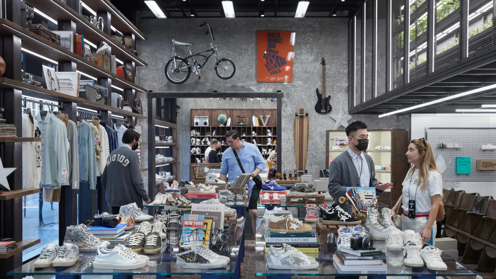 Hinh anh 7: Dung quang nhung doi giay cu ki cua ban, Golden Goose se lam moi no!