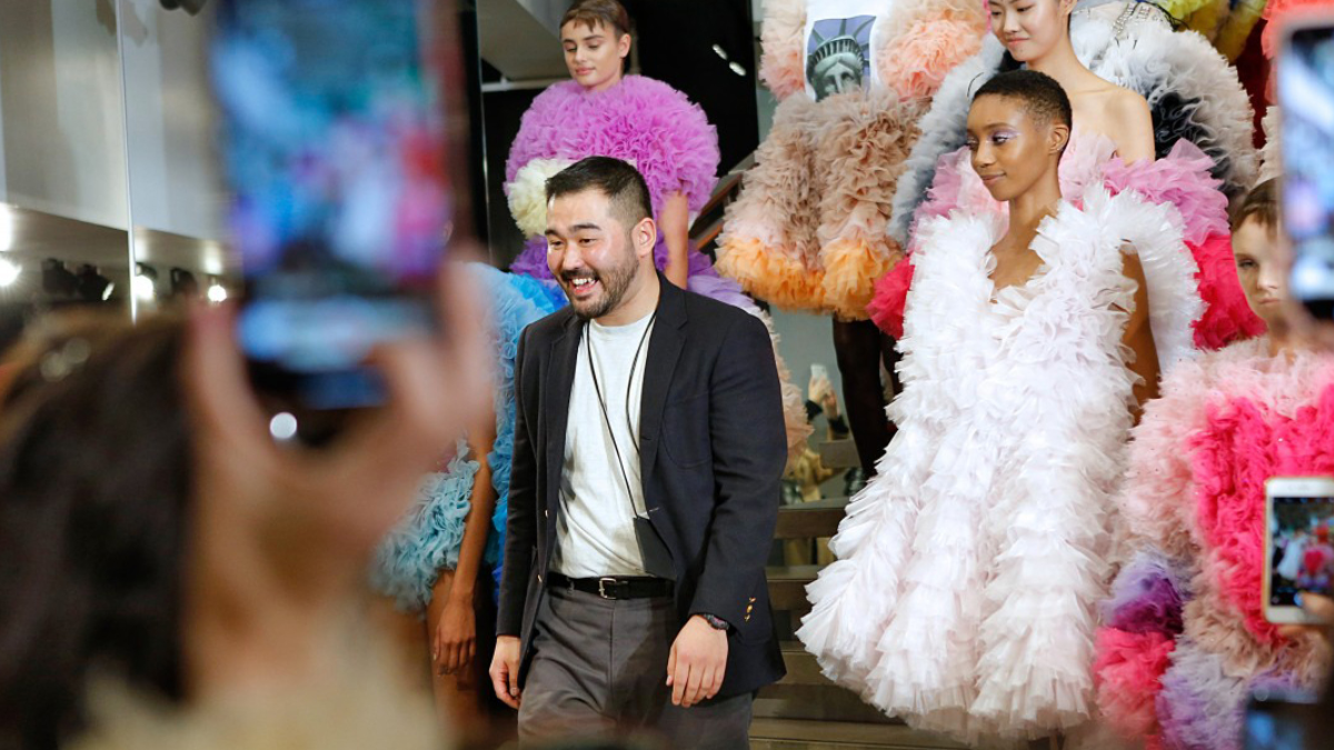 Hinh anh 3: Dolce & Gabbana se dua Tomo Koizumi den Milan vao thang Hai