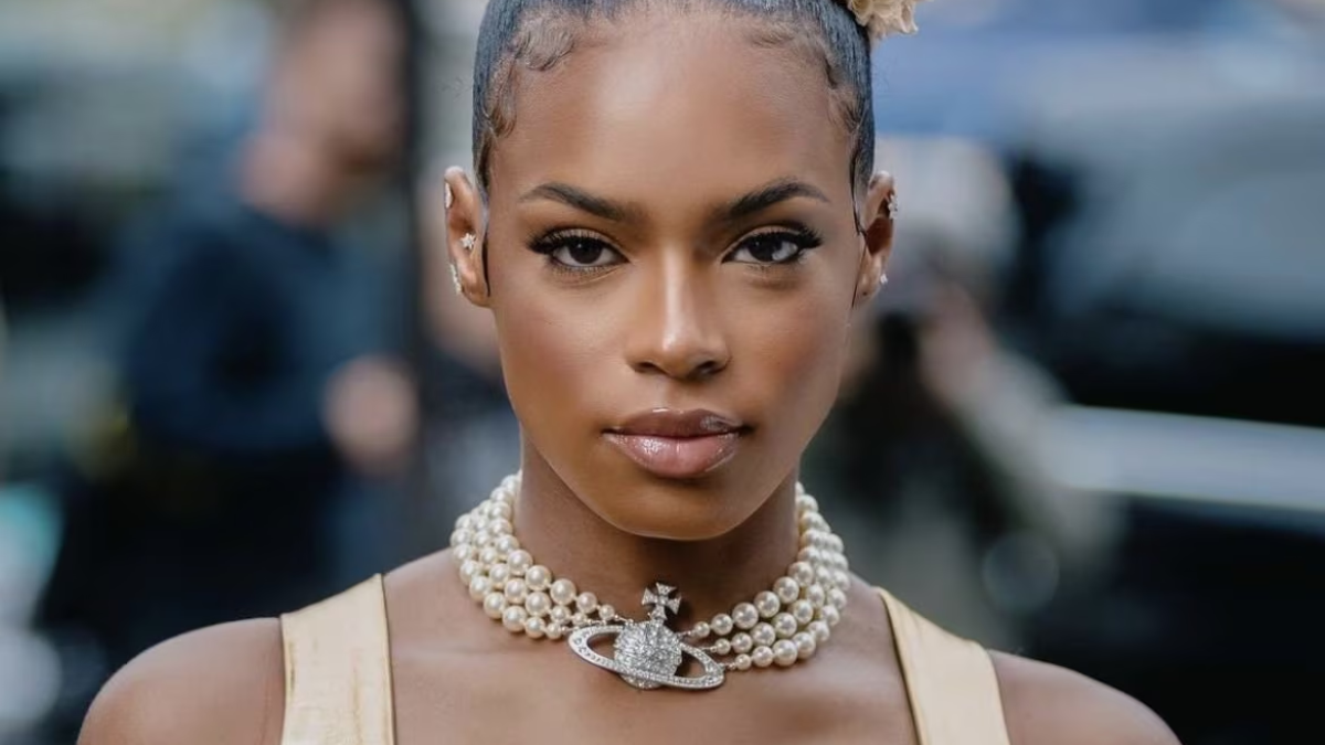 Thuong hieu Vivienne Westwood la gi ma lam chao dao Gen Z den vay?