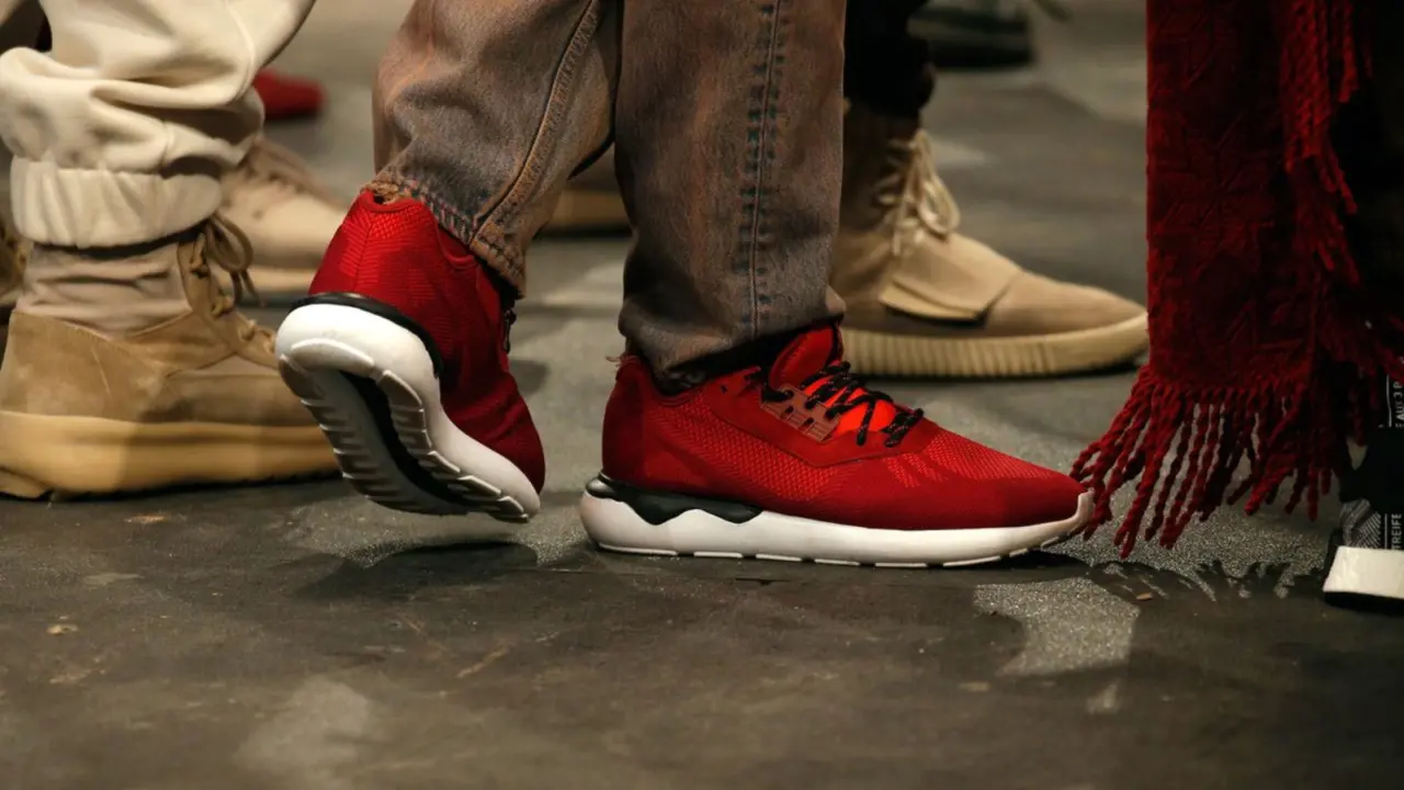 Ai la Rapper so huu doi sneaker dinh nhat moi thoi dai? (Phan 2)