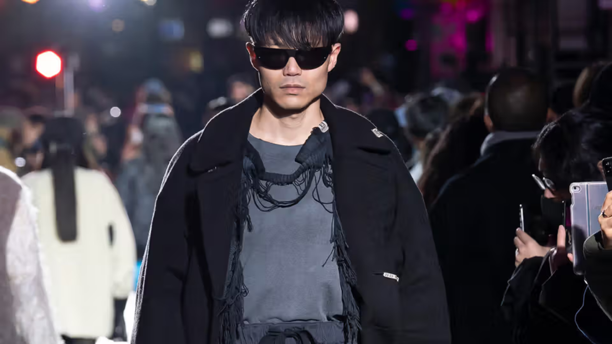 Hinh anh 11: Lich su thuong hieu Mihara Yasuhiro: Tu giay dep toi trang phuc nam