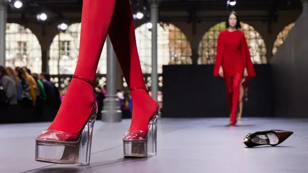 Bo qua sneaker di, day moi la xu huong giay tot nhat mua xuan 2023!