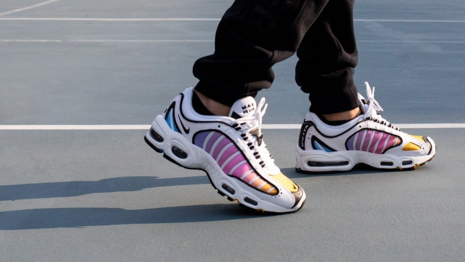 Hinh anh 2: Lich su ve dong Air Max Tailwind cua Nike va lan lap lai moi nhat