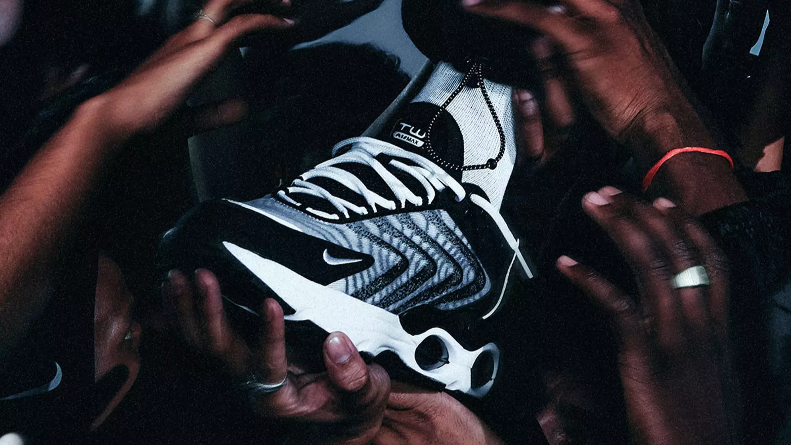 Hinh anh 8: Lich su ve dong Air Max Tailwind cua Nike va lan lap lai moi nhat