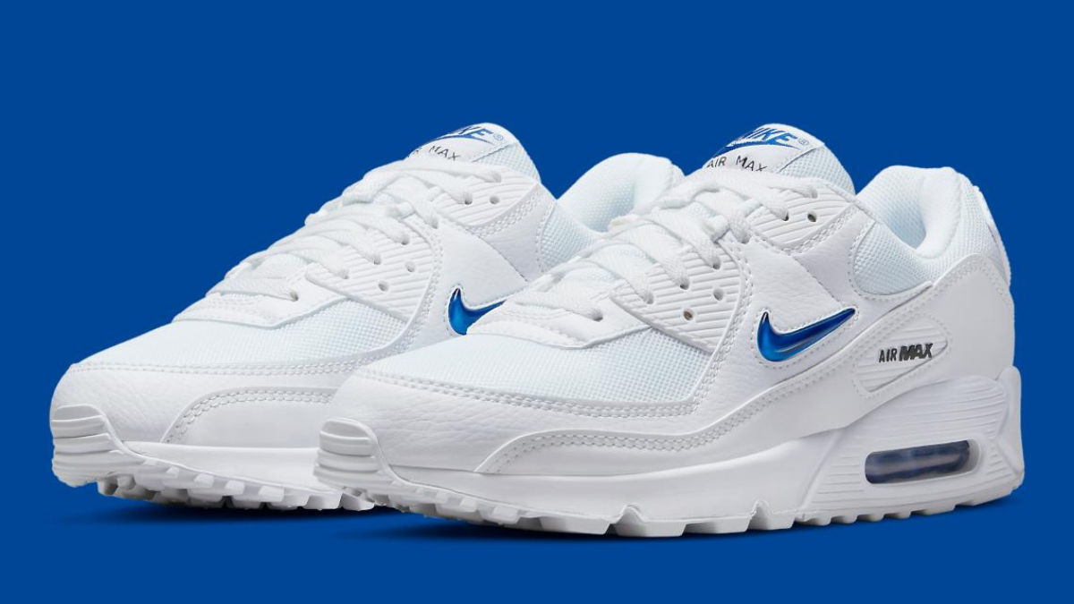 nike-air-max-90-jewel-duoc-lam-moi-voi-phoi-mau-white-royal