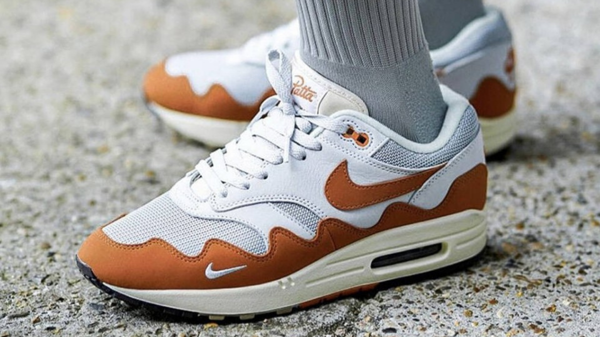 cung-ngam-nhin-mau-giay-thu-4-cua-nike-air-max-1-monarch