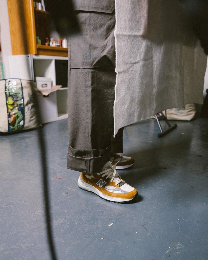 thong-tin-phat-hanh-the-packer-x-new-balance-992