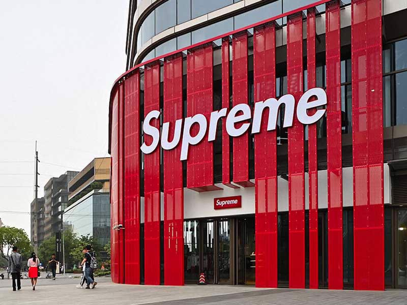 Hinh anh 4: Nhung ke chu muu dang sau vu lua dao ‘hop phap gia mao’ thuong hieu Supreme sap phai vao tu