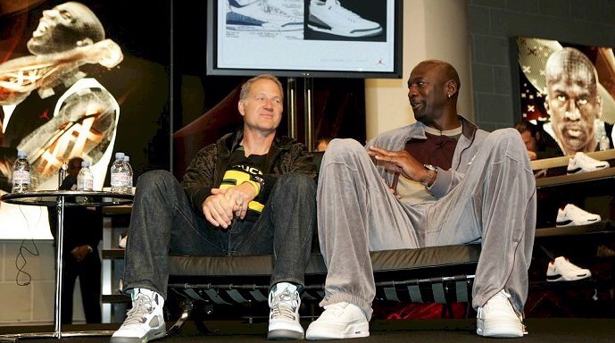 logo-cua-michael-jordan-va-di-san-cua-anh-ay