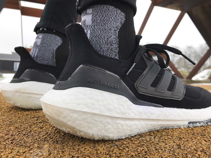 Hinh anh 6: Dan chay bo co the mong doi gi tu mau giay chay moi nhat adidas Ultraboost 21?