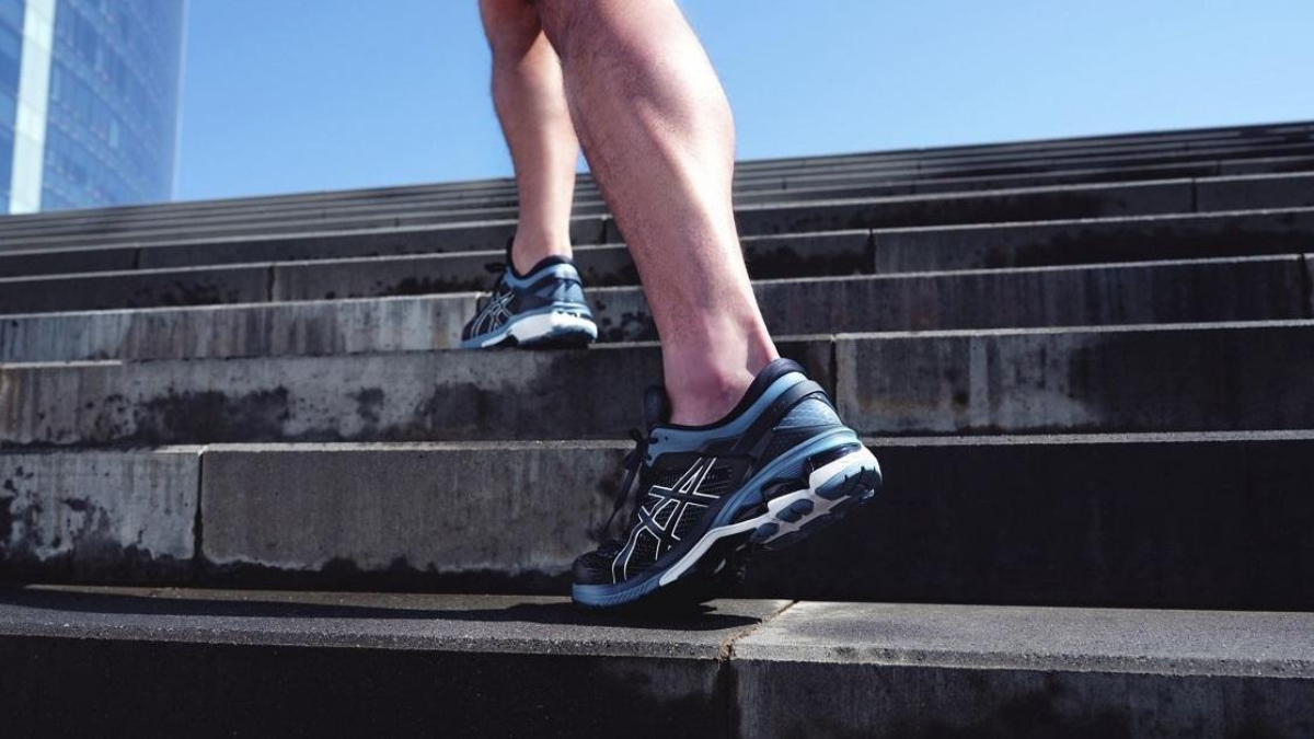 Hinh anh 5: Asics duoc san xuat o dau? Ban co biet khong