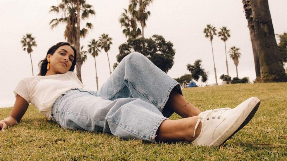 Lam the nao sneakers tro thanh bieu tuong cuoi cung cua nu quyen