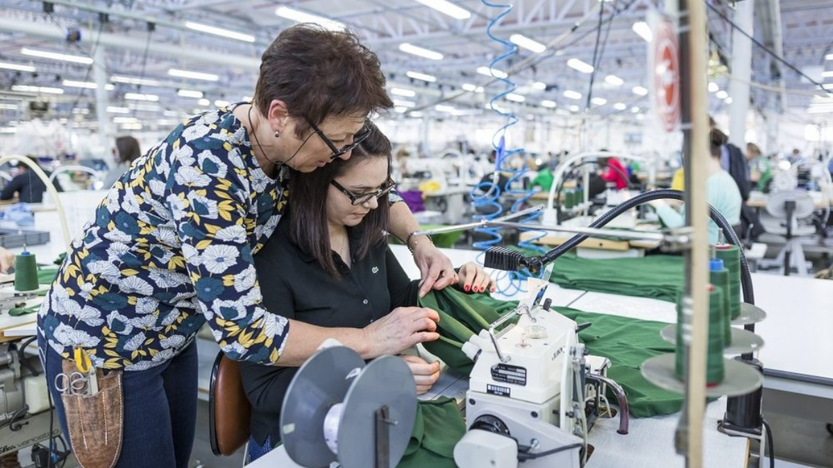 Hinh anh 4: Lacoste duoc san xuat o dau neu nhu khong phai la Phap?