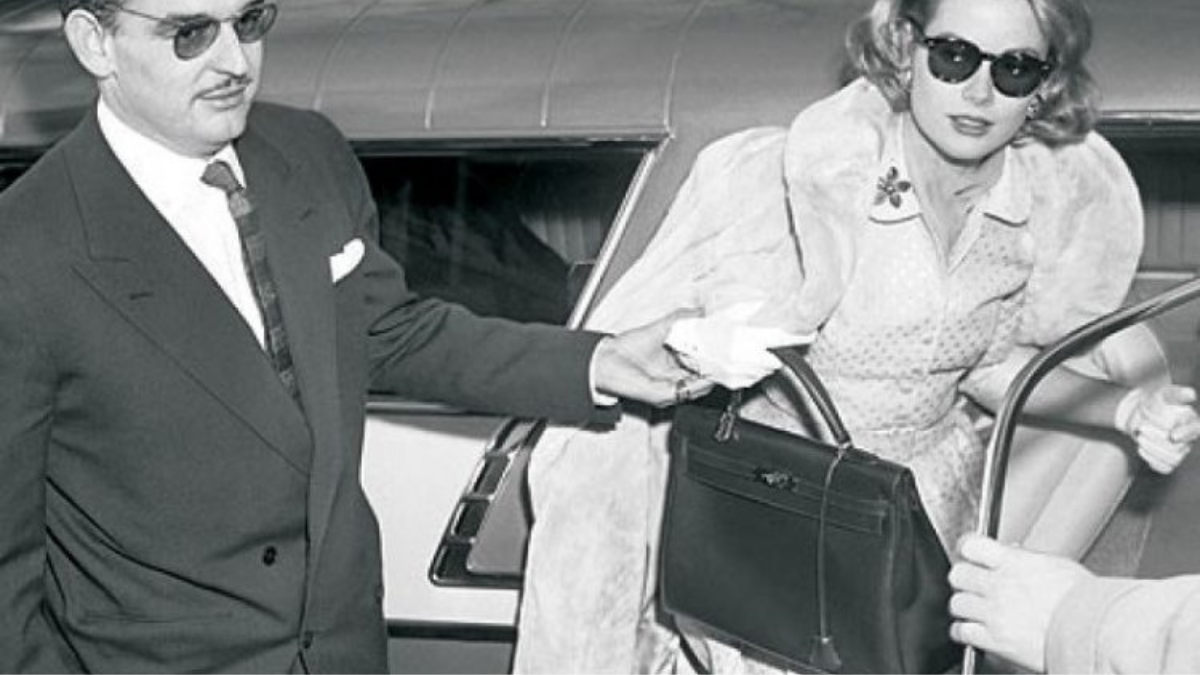 Hinh anh 6: Ban da biet 8 mau tui duoc dat theo ten nhung nguoi noi tieng nay chua?