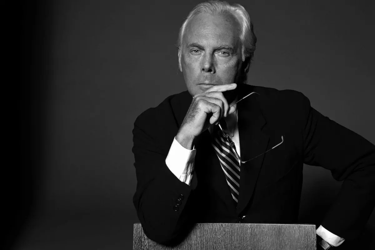 Lich su Giorgio Armani - Nha thiet ke hau hien dai cua nuoc Y
