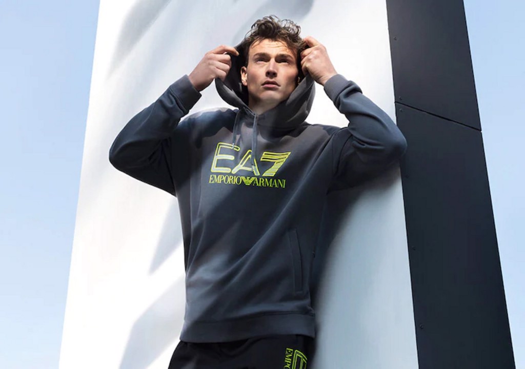 Hinh anh 12: Lich su Giorgio Armani - Nha thiet ke hau hien dai cua nuoc Y