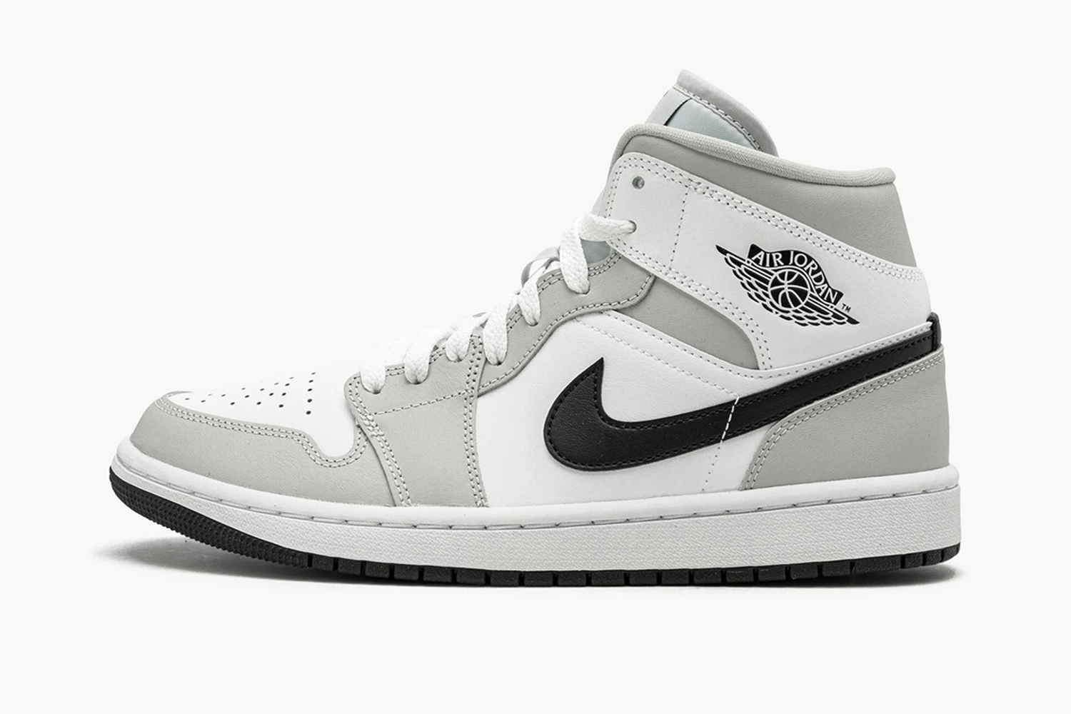 Hinh anh 3: Top nhung doi giay Nike Air Jordan 1 Mid tot nhat nam 2021 (Phan 1)