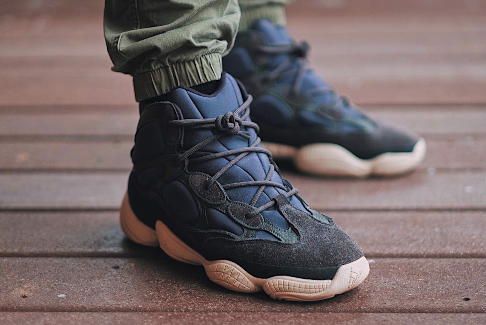 adidas-yeezy-500-high-slate-co-dang-mua-hay-khong-dieu-ban-can-biet