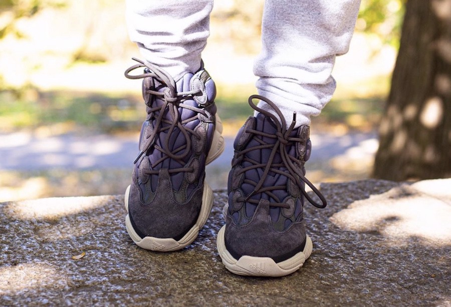 adidas-yeezy-500-high-slate-co-dang-mua-hay-khong-dieu-ban-can-biet