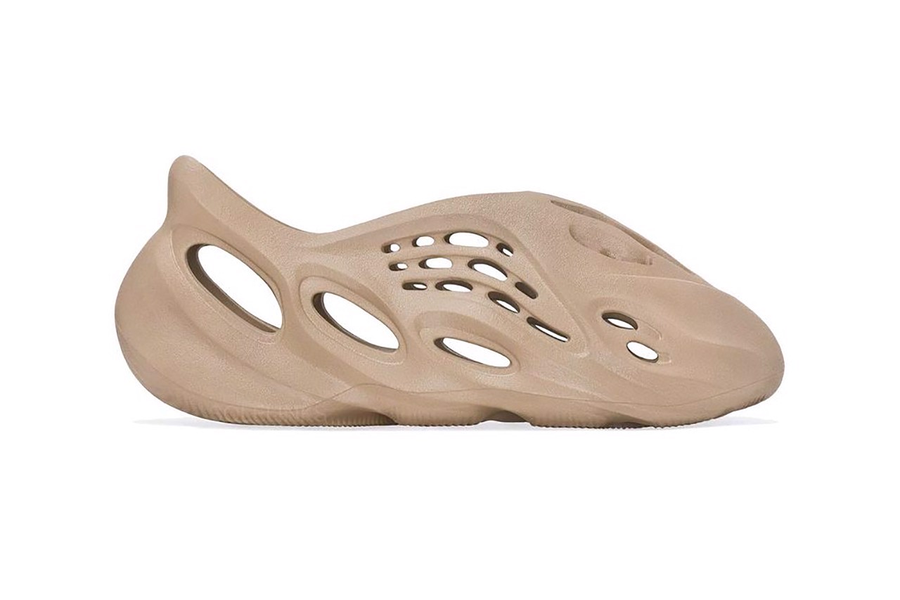 hinh-anh-chinh-thuc-cua-adidas-yeezy-foam-rnnr-