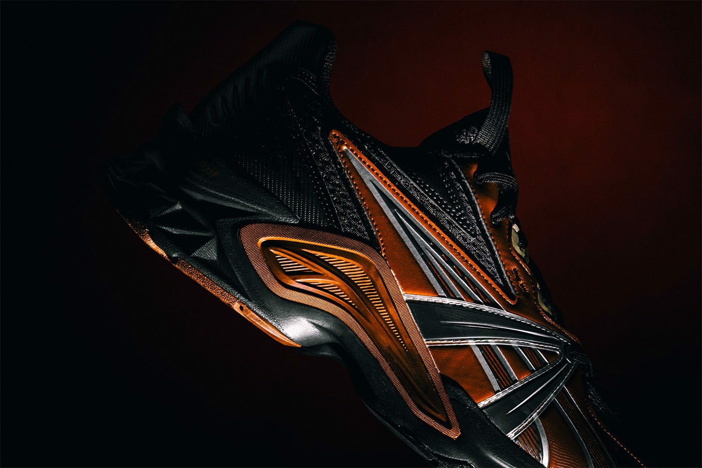 hinh-anh-chinh-thuc-ve-phien-ban-kiko-kostadinov's-asics-hn2-s