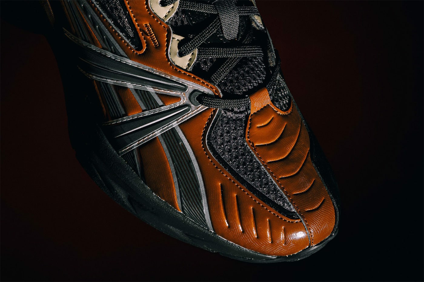 hinh-anh-chinh-thuc-ve-phien-ban-kiko-kostadinov's-asics-hn2-s