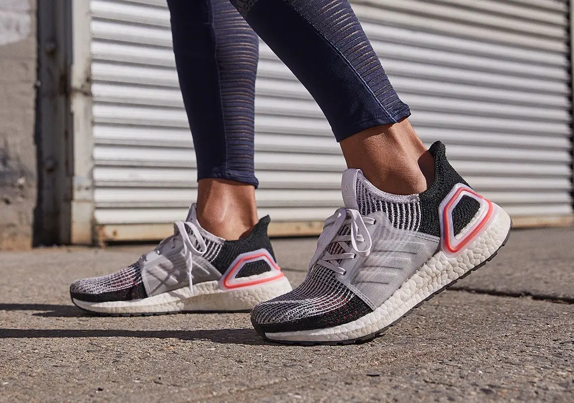 Net doi moi trong thiet ke cua adidas voi phien ban Ultra Boost 19