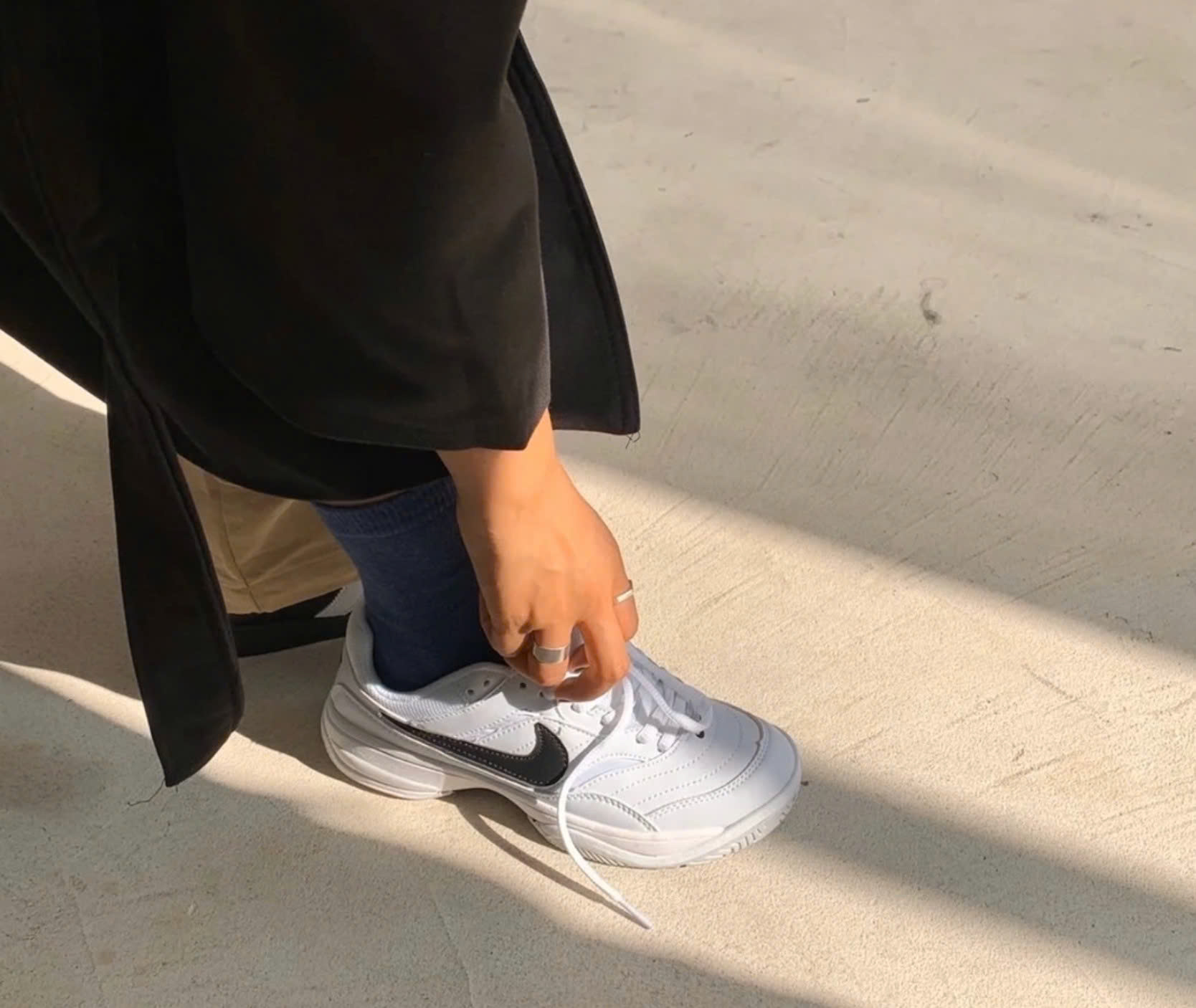 Alternative view of Giày Tennis Nike Court Lite 'White Black' 845021-100