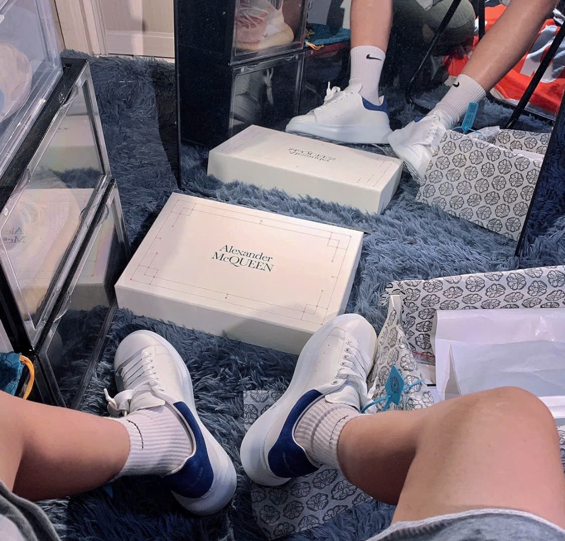 Alternative view of Giày Alexander McQueen Oversized 'White Paris Blue' 553680-WHGP7-9086