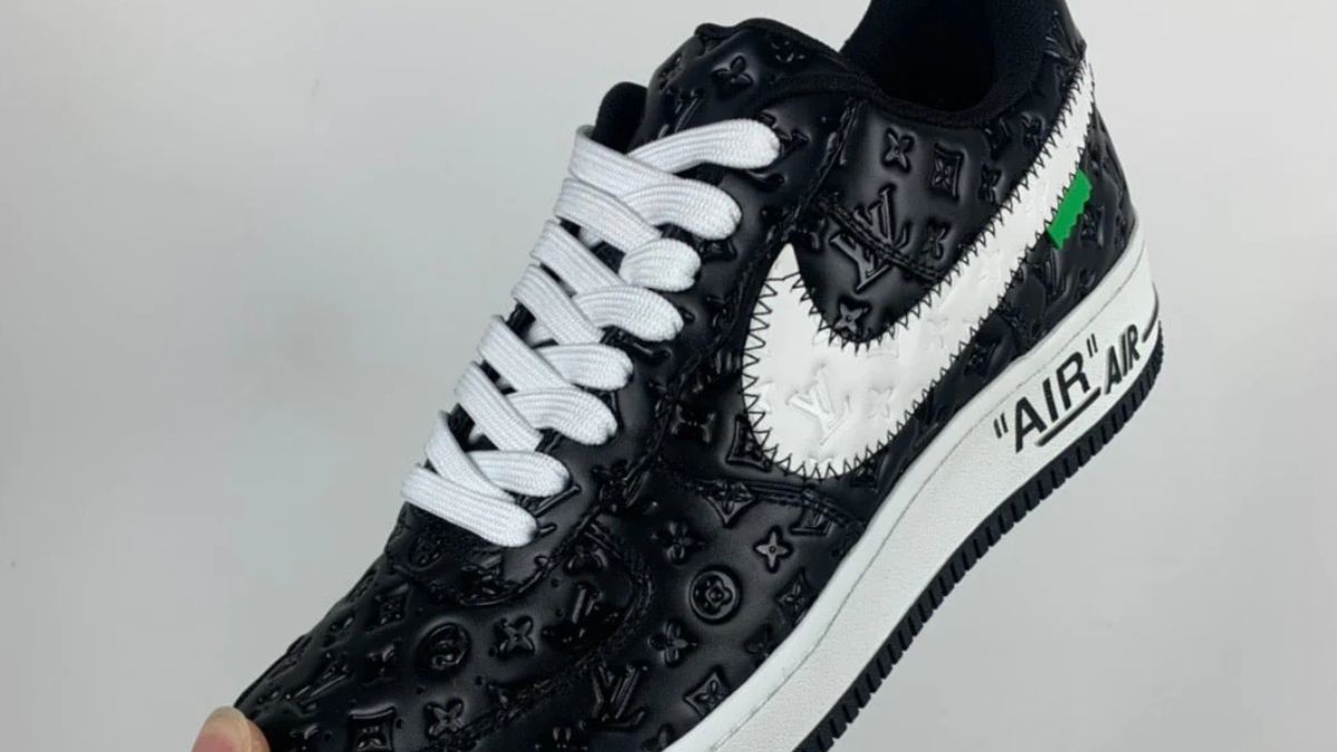 10 đôi sneaker đắt nhất được bán tại cuộc đấu giá 'HEAT' (Phần 2) Hinh anh 5: 10 doi sneaker dat nhat duoc ban tai cuoc dau gia 'HEAT' (Phan 2)