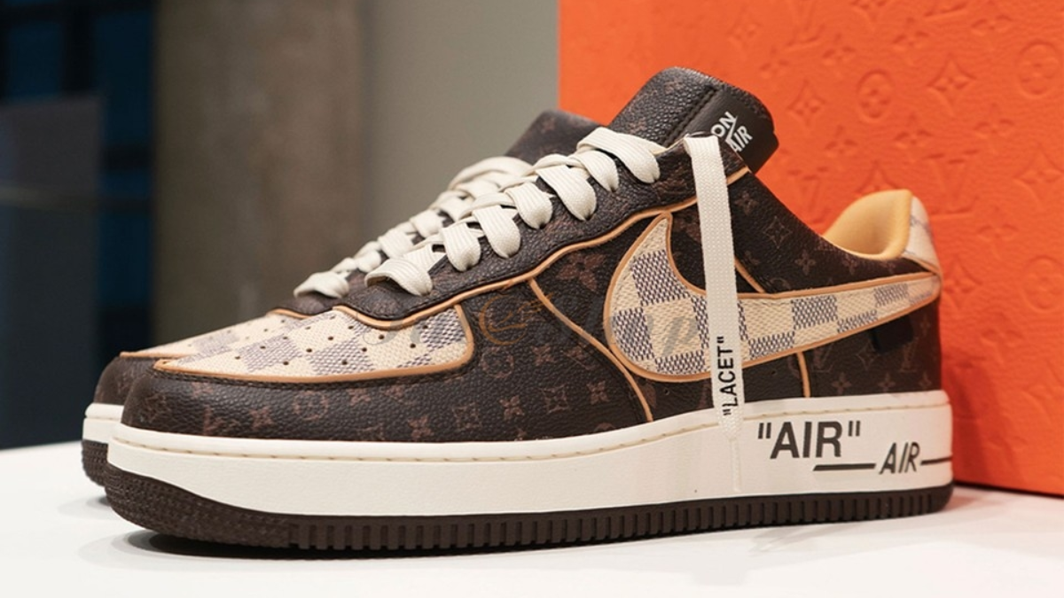 10 đôi sneaker đắt nhất được bán tại cuộc đấu giá 'HEAT' (Phần 2) Hinh anh 8: 10 doi sneaker dat nhat duoc ban tai cuoc dau gia 'HEAT' (Phan 2)