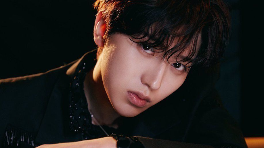 Prada một lần nữa vướng lùm xùm với scandal của Thái Từ Khôn Hinh anh 5: Prada mot lan nua vuong lum xum voi scandal cua Thai Tu Khon