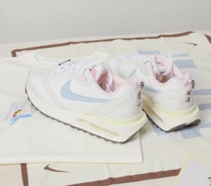 Giay Nike Air Max Dawn 'Sail Blued Whisper' FN3445-141