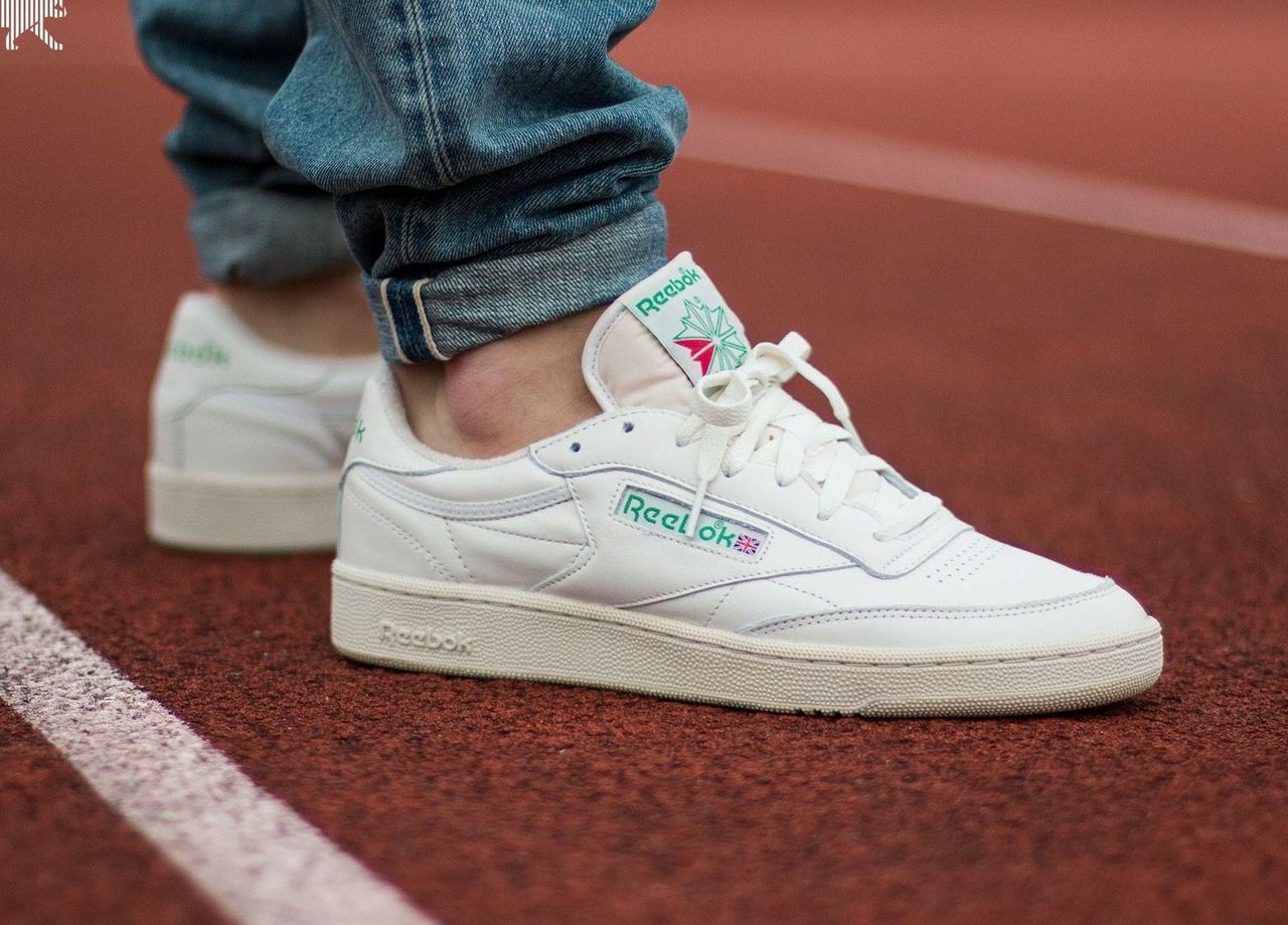 white reebok runners