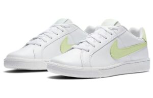 Giay Nike Court Royale 'White Barely Volt' 749867-121