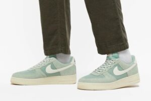 Giay Nike Air Force 1 Low 'Enamel Green Sail' DO9801-300
