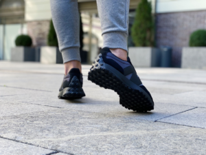 Giay New Balance 327 'Black' MS327SB