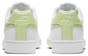 Giay Nike Court Royale 'White Barely Volt' 749867-121