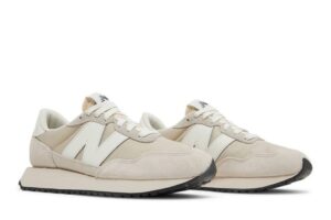 Giay New Balance 237 'Moonbeam' WS237DH1