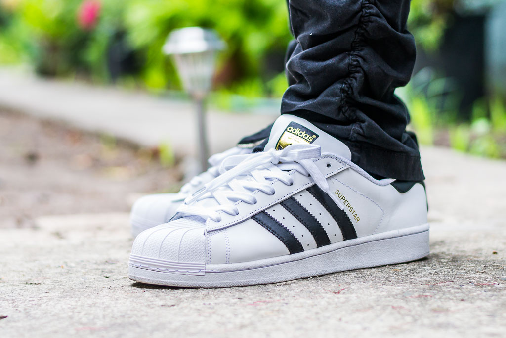 Adidas Superstar: Tượng đài không thể xô đổ trong thế giới sneaker Hinh anh 1: Adidas Superstar: Tuong dai khong the xo do trong the gioi sneaker