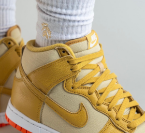 Giay Nike Dunk High 'Gold Safety Orange' DV7215-700