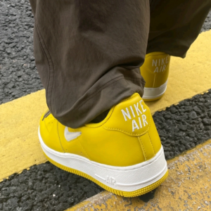 Giay Nike Air Force 1 Low ’07 Retro ‘Yellow’ FJ1044-700