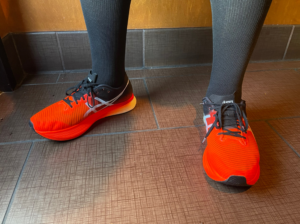 Giay Asics Metaspeed Sky 'Sunrise Red Black' 1011B215-600