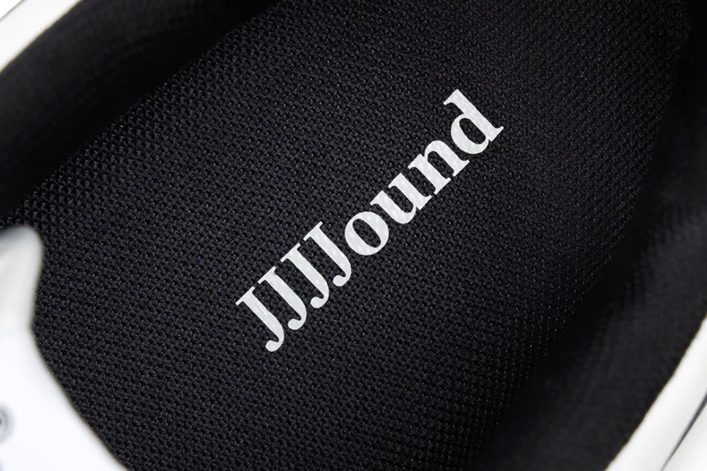 JJJJound - Thuong hieu thoi trang voi nghe thuat duong dai